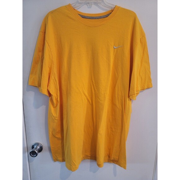 Nike Men Solo Swoosh Tee - Picture 1 of 8